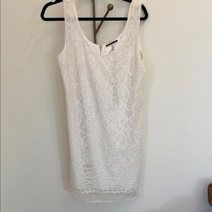 Ellie Tahari Amelie White Matte Sequin Lace Shift Dress NWT size 8